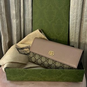 Gucci marmot crossbody- blush